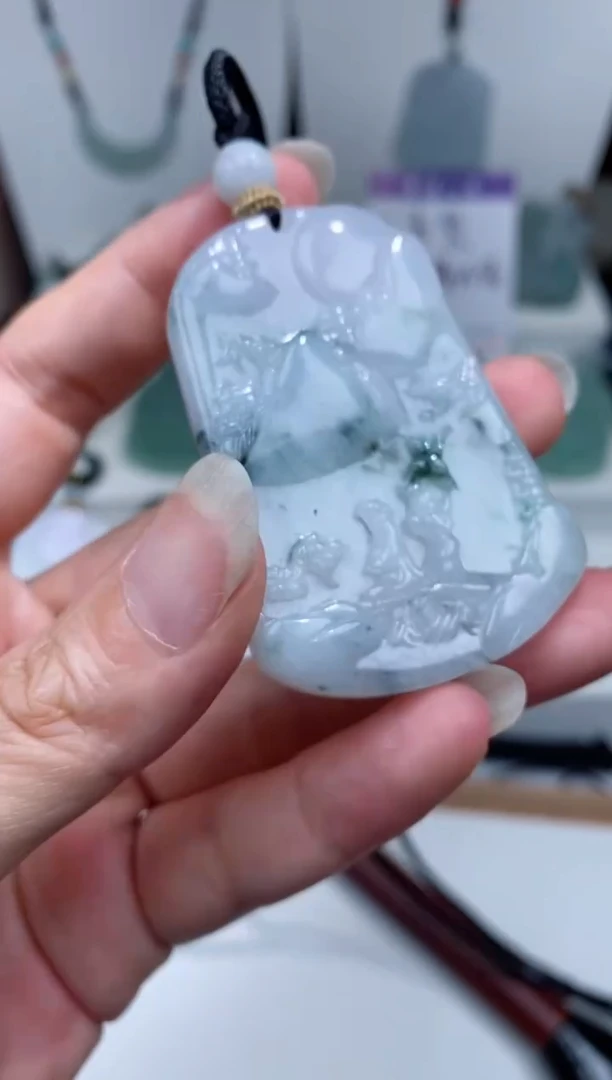 【闪购商品】翡翠颈饰未镶嵌吊坠
