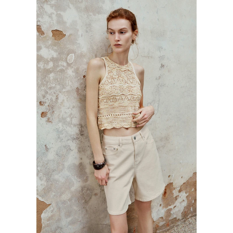 UR秋季新款女装慵懒感钩针波浪边无袖针织衫UWM940005