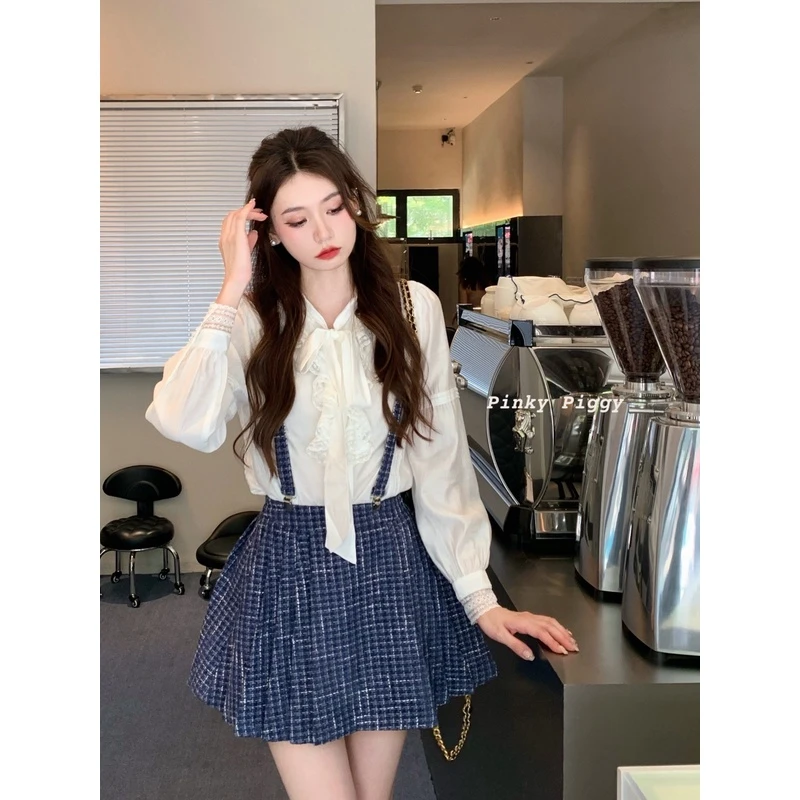 八盖pinky piggy 维纳斯 木耳边蕾丝蝴蝶结百搭白色长袖衬衣