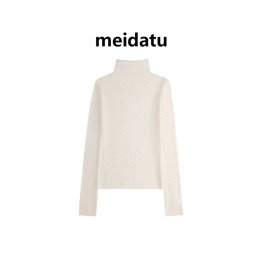 美哒兔（星光熠熠）轻奢重工烫钻针织高领上衣（高个子版）BAD364