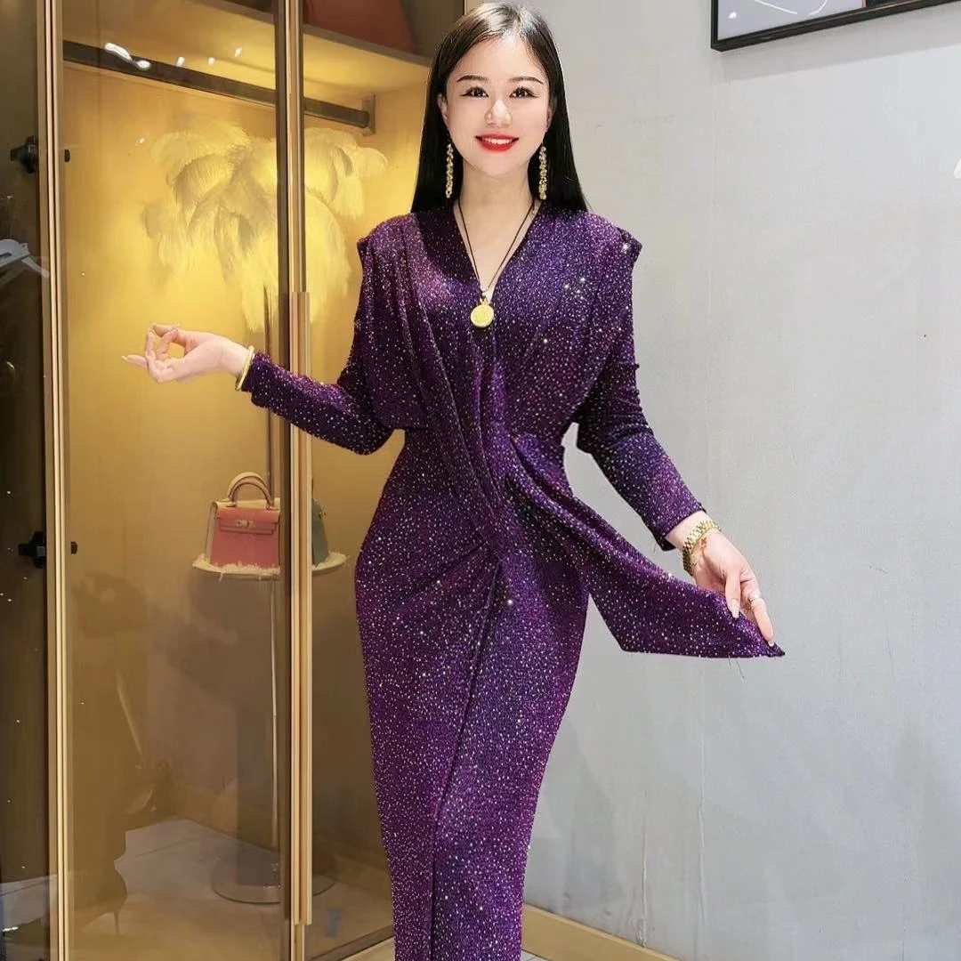 2024年春季新款女高端气质V领开叉收腰显瘦性感亮丝包臀裙99038