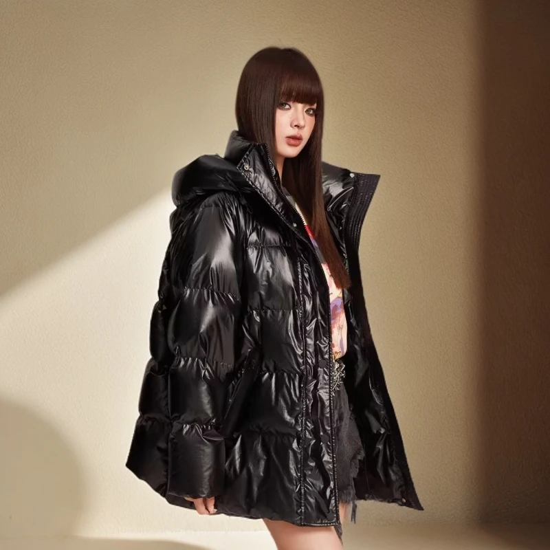 武汉LALABOBO休闲宽松连帽冬季保暖小丑印花羽绒服LBDC-WSYR14