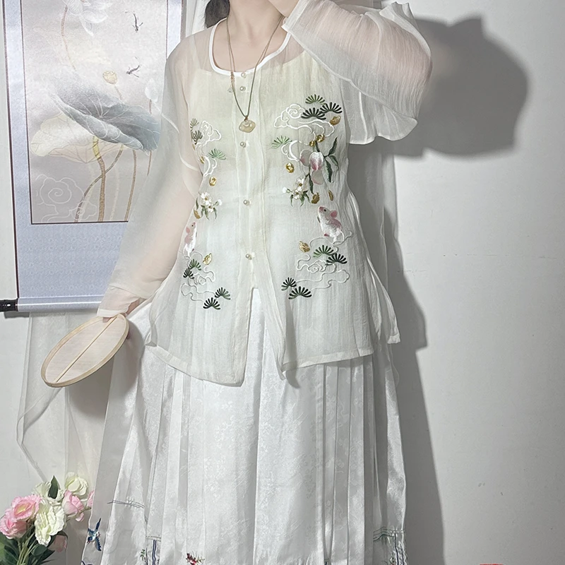 摸鱼儿【鼠你暴富】国风日常出街明制圆领衫刺绣日常汉服