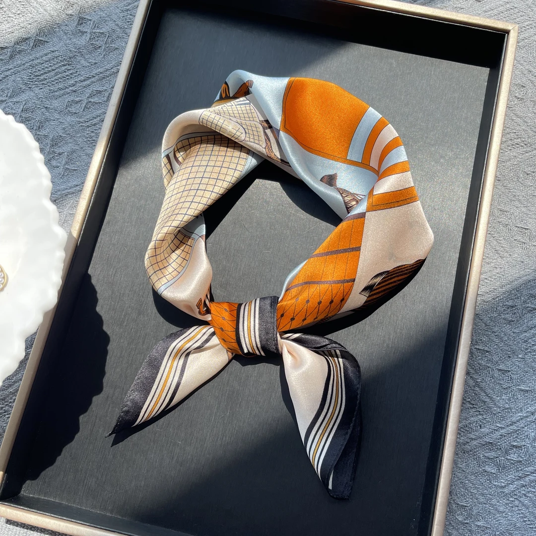 【53方巾】八骏图100桑蚕丝春秋洋气时尚气质休闲百搭丝巾（53*53cm）