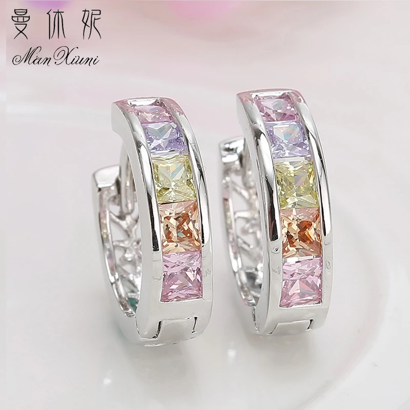 铜合金合成锆石耳饰 气质轻奢时尚百搭小众简约彩色小耳圈耳扣