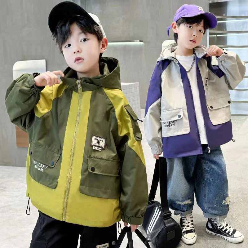 男童外套春秋季新款韩版痞帅炸街帅气连帽上衣防水男童外套冲锋衣