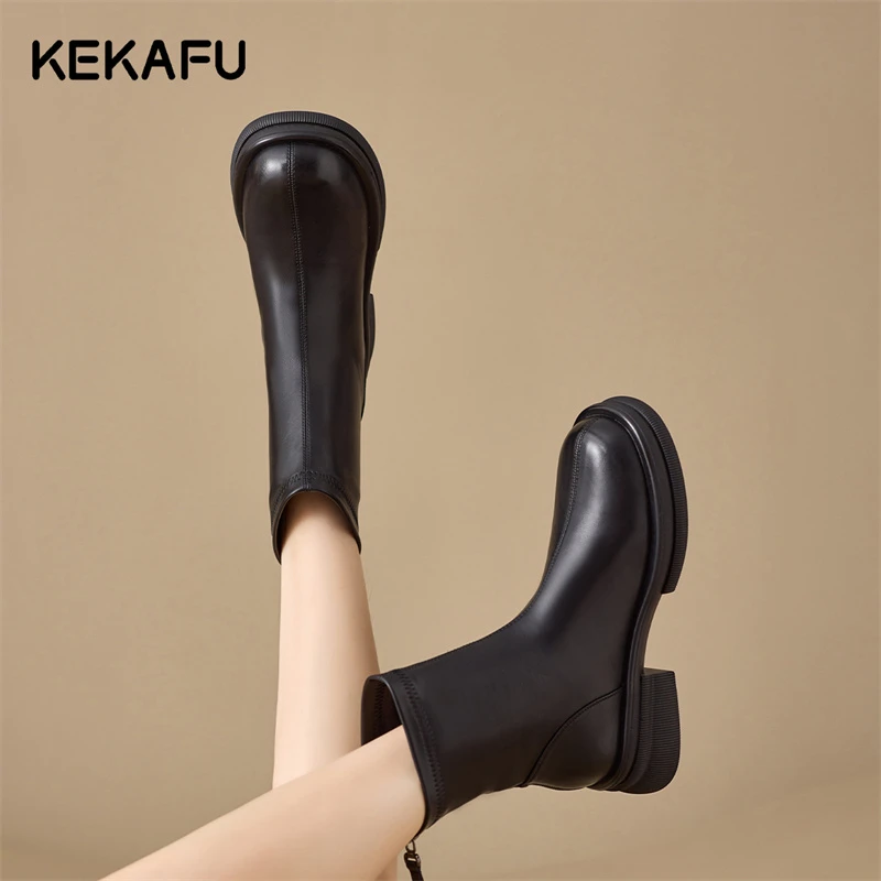 珂卡芙切尔西靴女2025冬季新款单靴黑色气质软底短靴配裙子时装靴