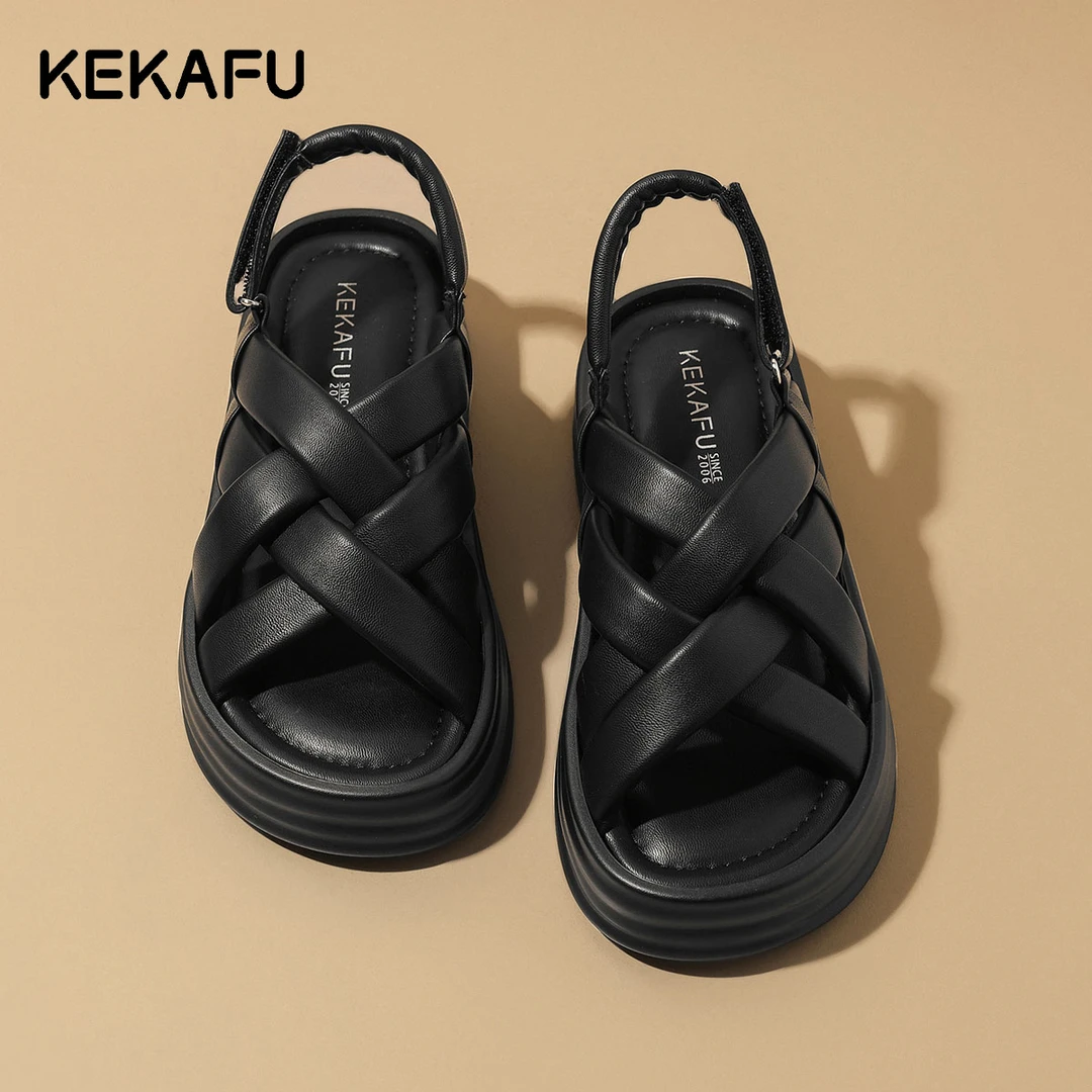 珂卡芙小香风舒服时尚百搭洞洞鞋女款2025年夏季新款防滑罗马凉鞋