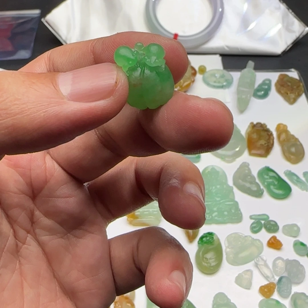 【闪购商品】定制翡翠未镶嵌k****n