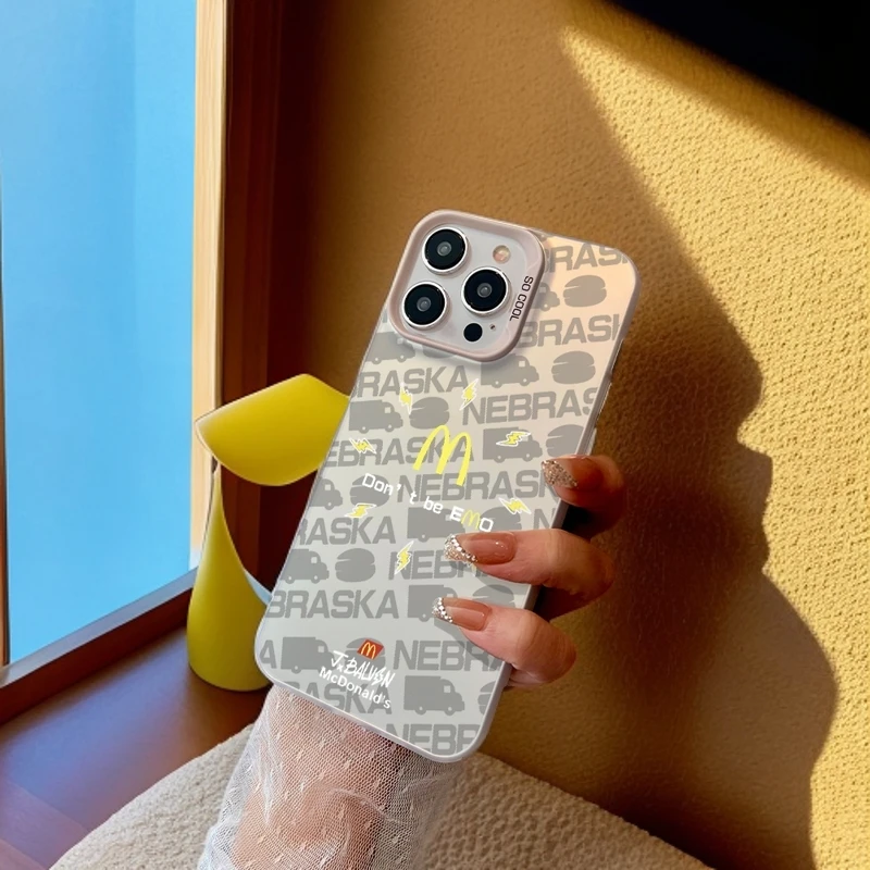 【潮牌麦门M记】磨砂彩银适用苹果16promax手机壳iPhone14/5防摔3套