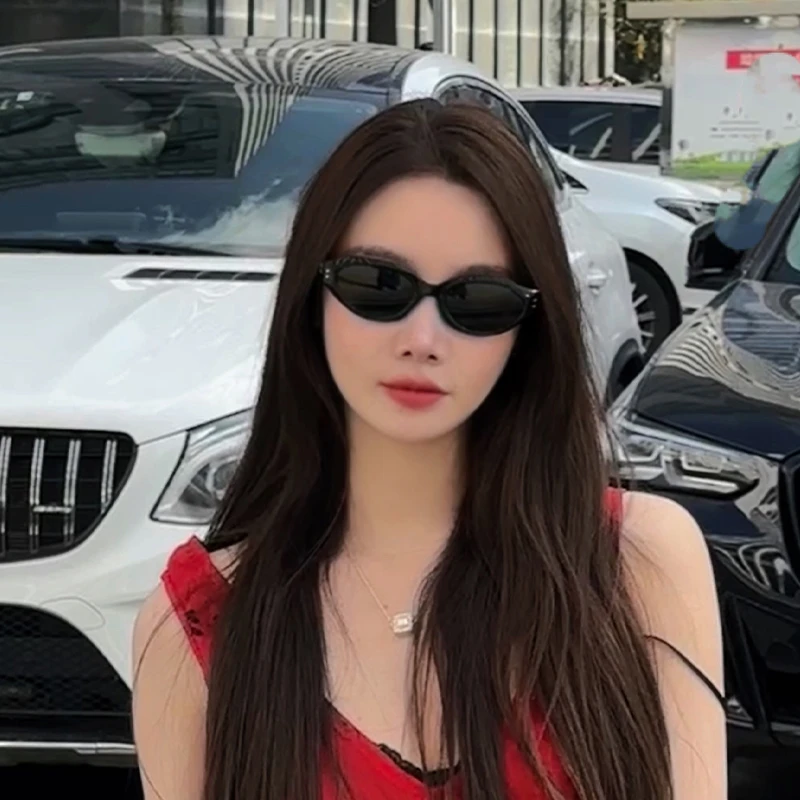 【2024新款墨镜女】网红明星同款猫眼窄框高级感开车太阳镜欧美风