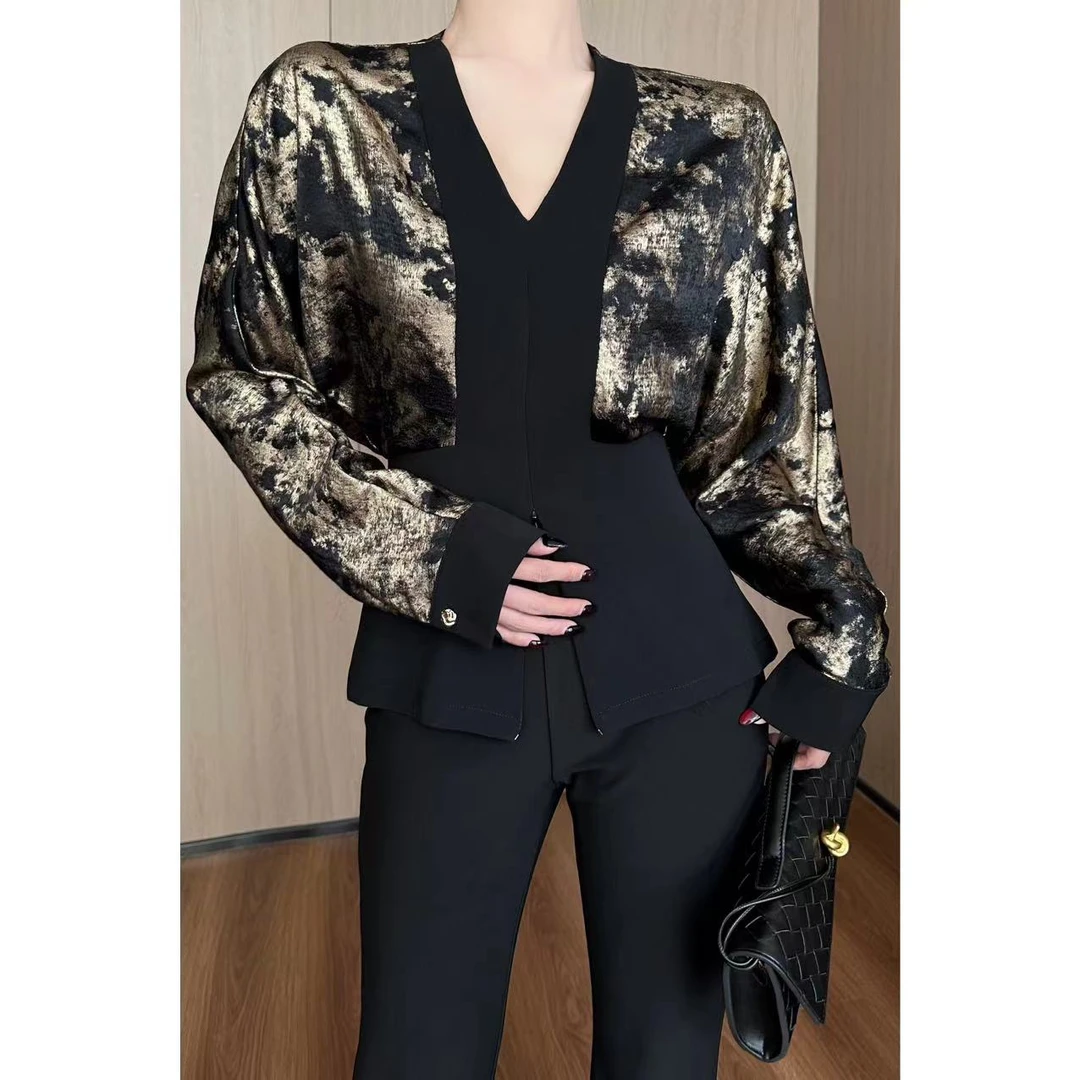 紫紫 后印象主义 金箔拼接收腰遮臀上衣ZSJC0210