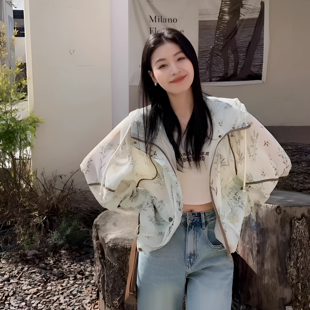 2024新款防晒衣女款外穿薄款外套宽松洋气连帽户外上衣防晒服女