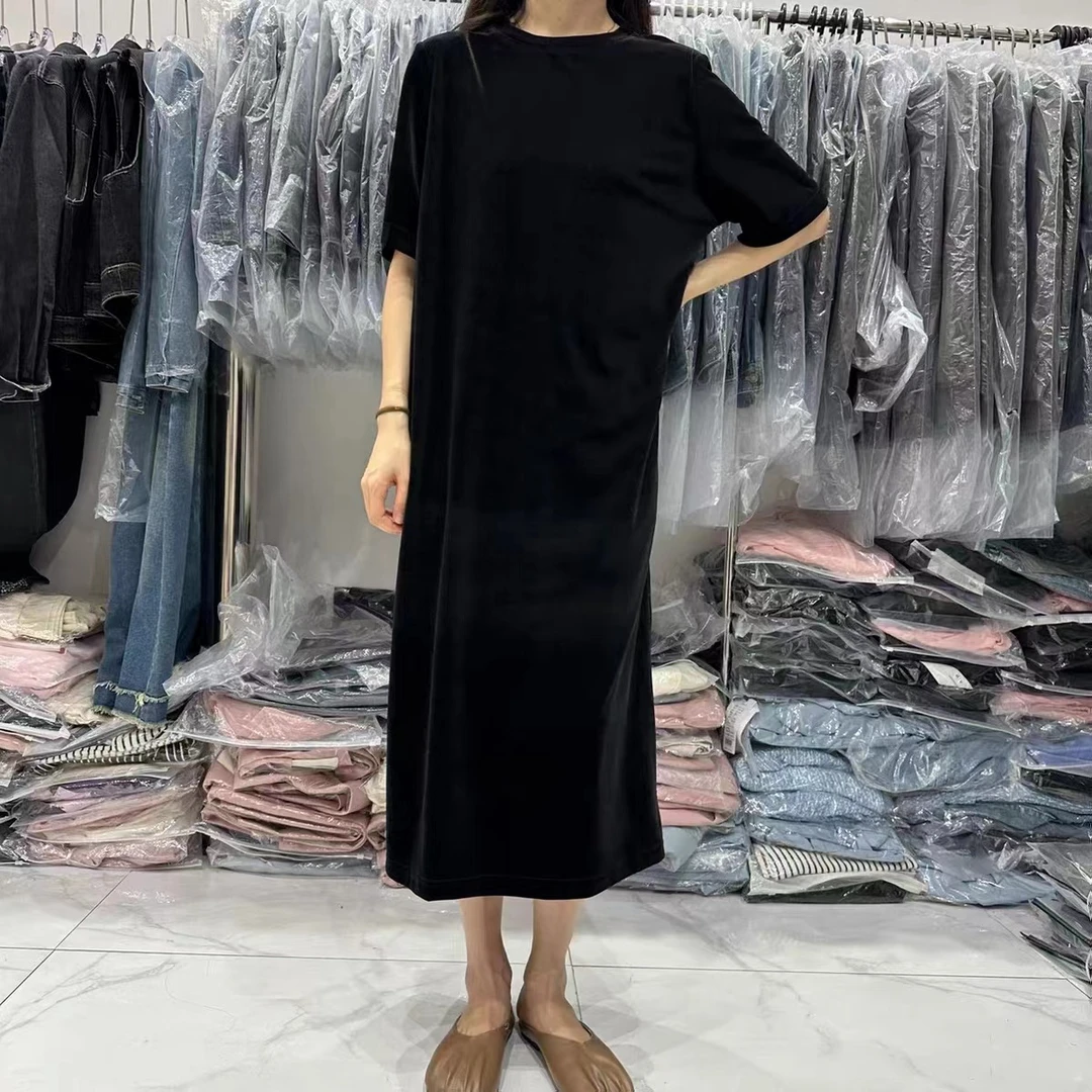 黑色丝绒连衣裙2023早秋新款简约宽松长裙短袖打底裙黑裙