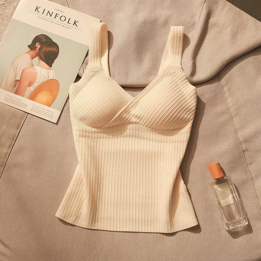 无痕吊带背心女时尚百搭新款爆款打底内搭带胸垫修身抹胸无袖上衣