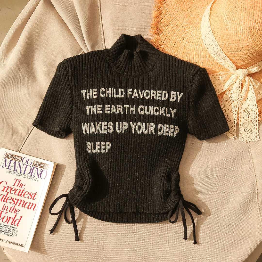 黑色字母印花半高领针织衫短袖t恤女新款秋冬内搭打底衫抽绳毛衣