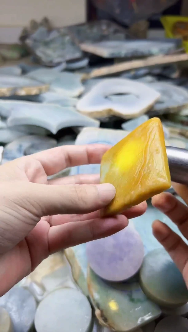 【闪购商品】翡翠颈饰未镶嵌缅甸翡翠114