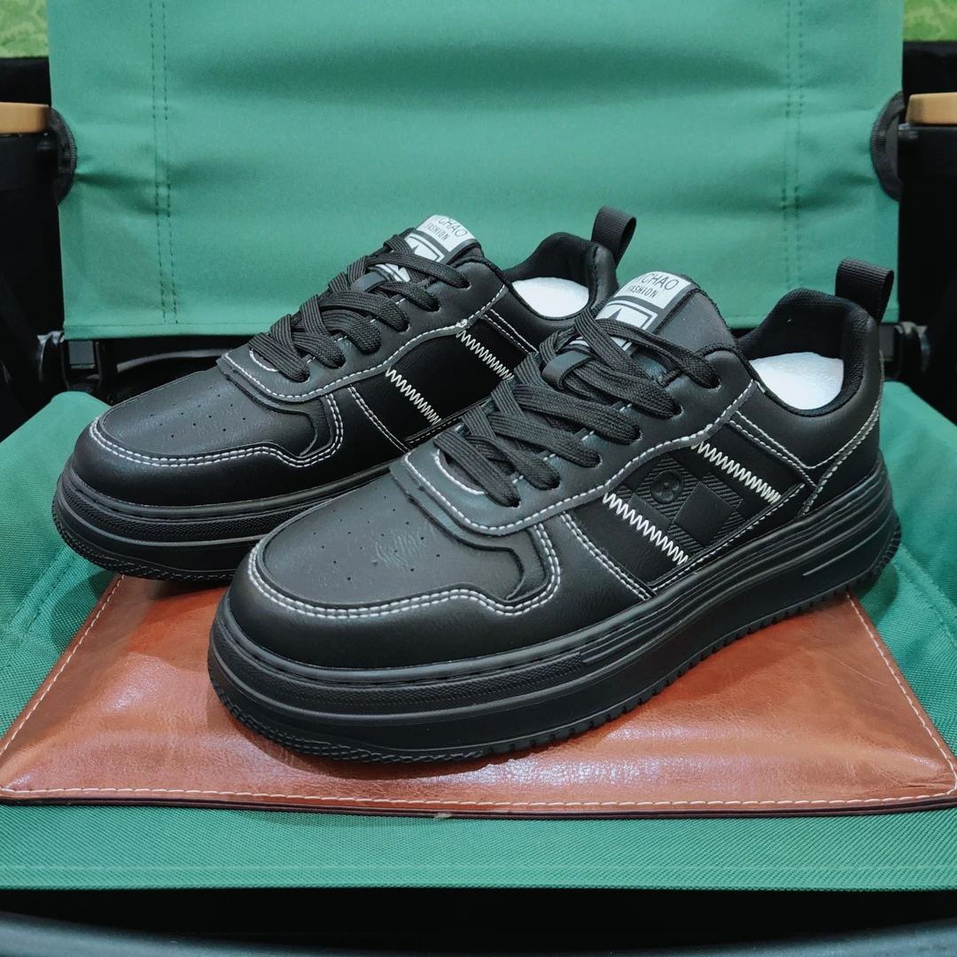 男士春季休闲板鞋黑色时尚简约青年厚底运动鞋棕色轻质百搭男鞋