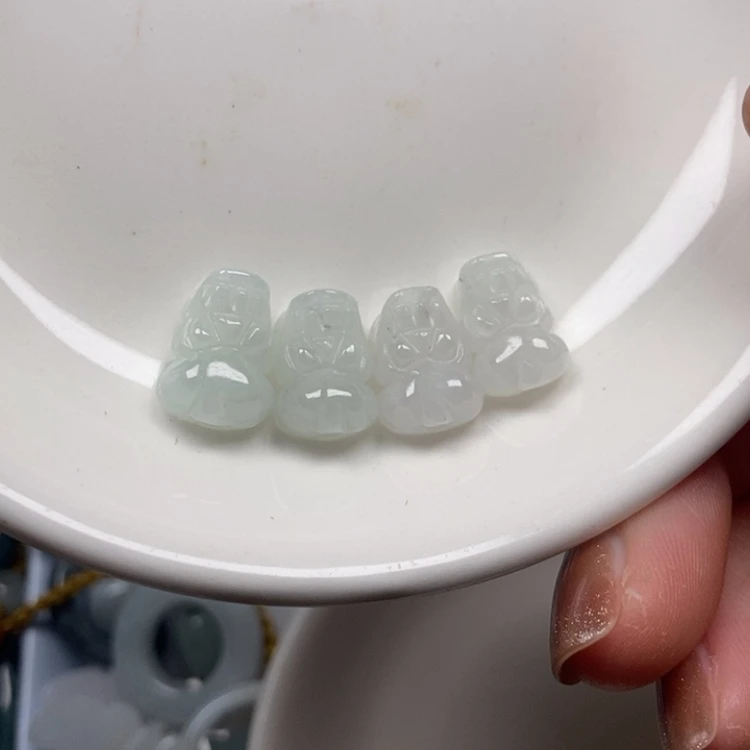 【闪购商品】翡翠挂件未镶嵌空*