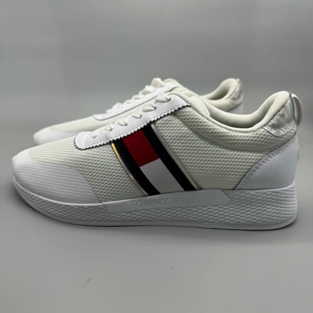 99新 TOMMY HILFIGER T米  1220 白色 镭射条 女士 休闲运动鞋