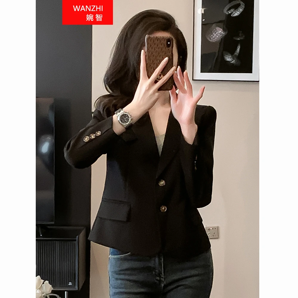 短款黑色西装外套女小个子2025春秋新款韩系休闲高级感炸街小西服