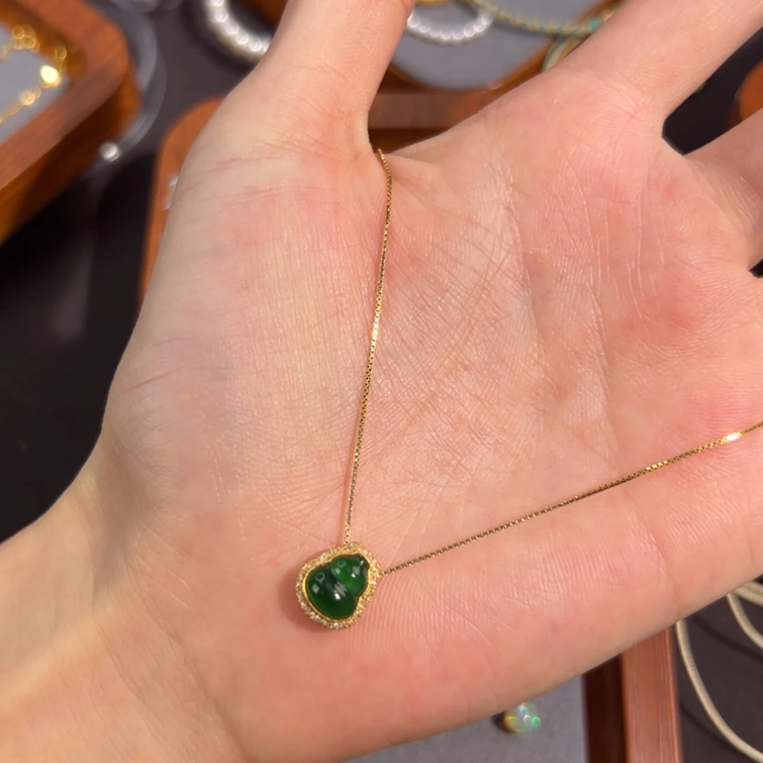 【闪购商品】翡翠吊坠（送银链子s925）18K金镶嵌?***J