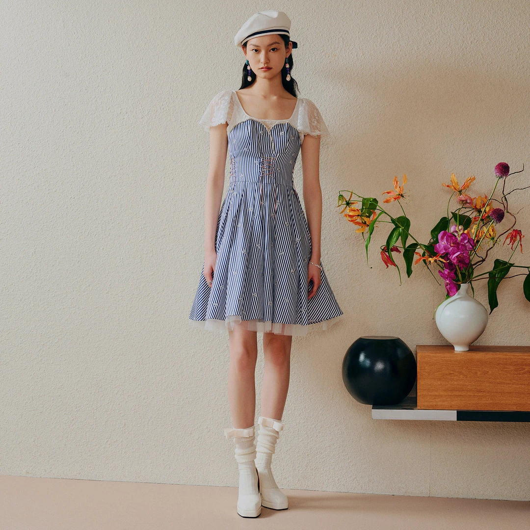 MAXRIENY | 海军风海上芭蕾裙夏季一字肩连衣裙