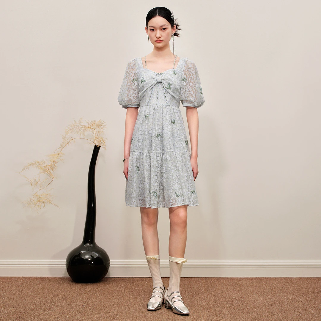 MAXRIENY提花蕾丝连衣裙薄荷曼波风穿搭夏季收腰显瘦