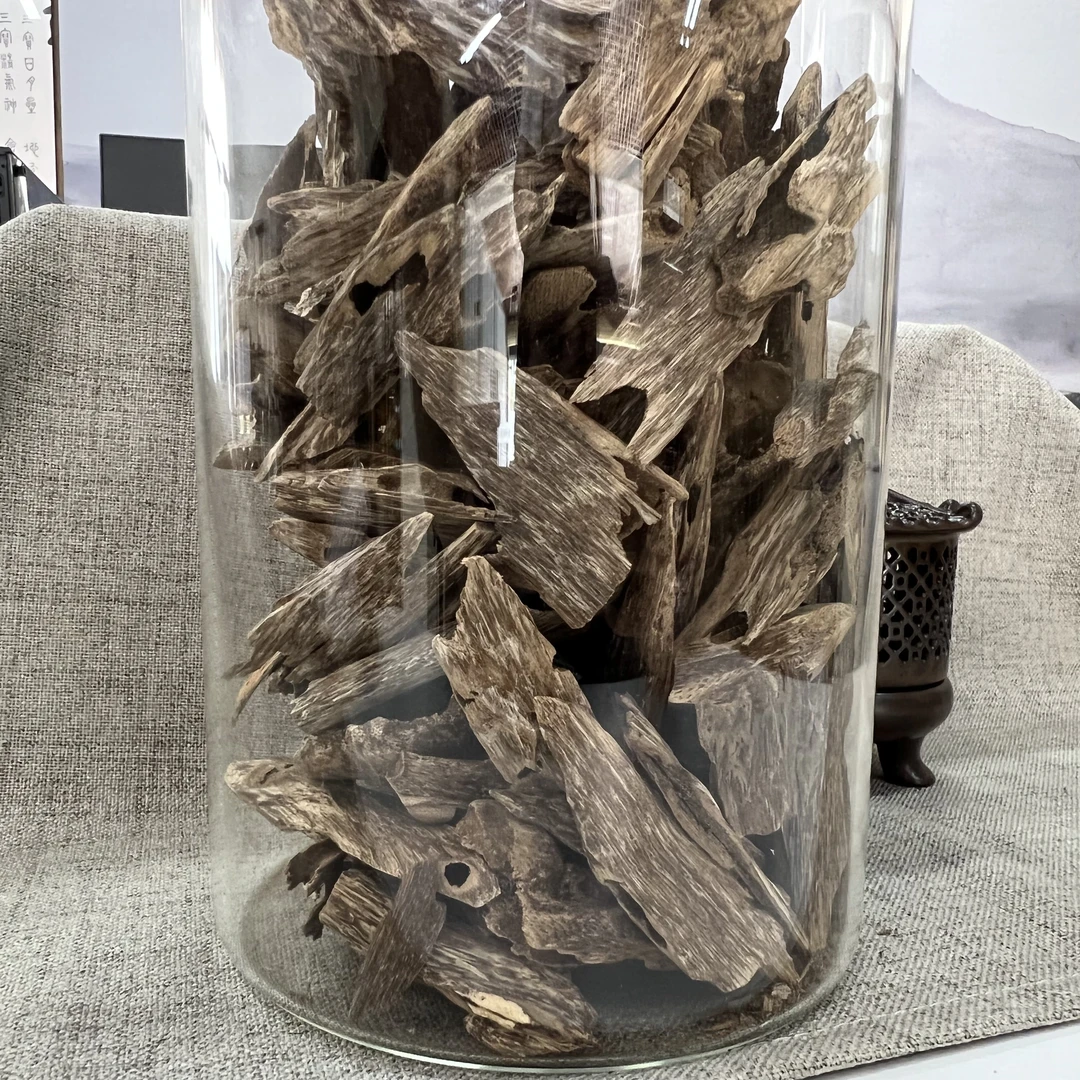 海南尖峰岭沉香蚁漏香插碎料10g 多样性发一份