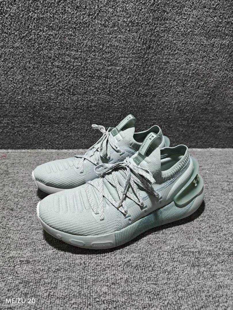 二手 42.5码Under Armour HOVR Phantom 3 跑鞋