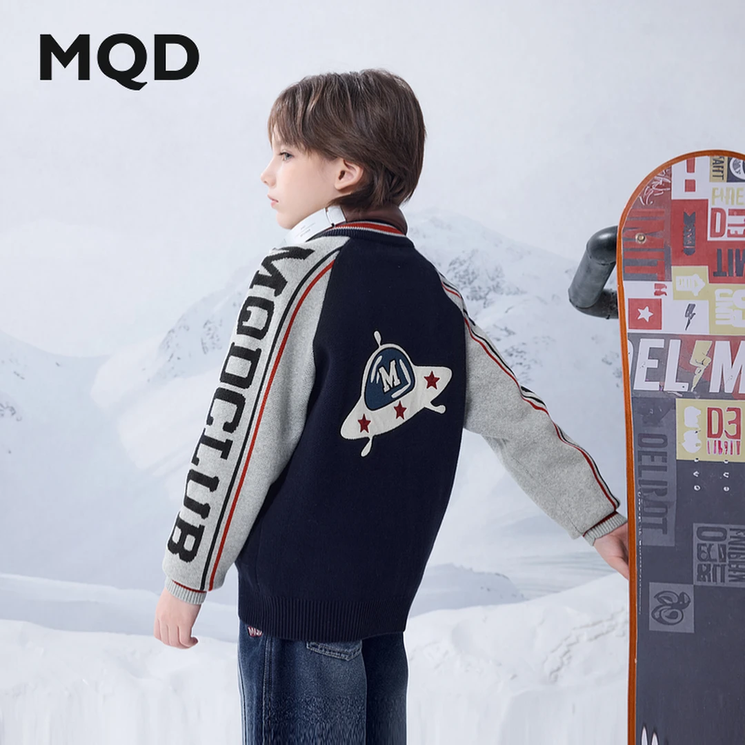 MQD童装冬季新品学院风飞碟撞色棒球领毛衣开衫外套9644W0711