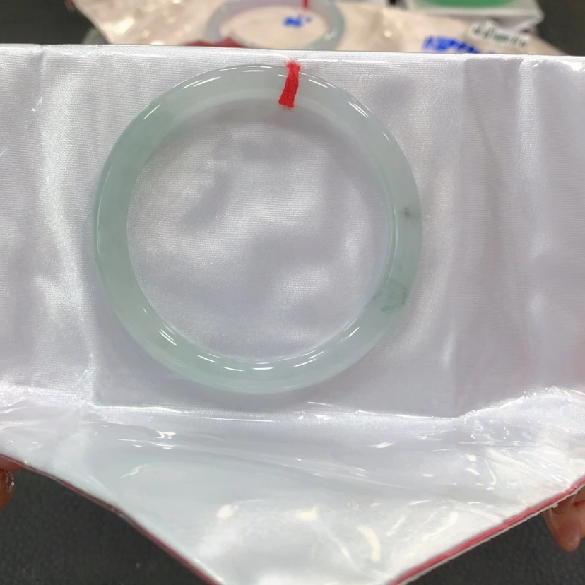 【闪购商品】翡翠手镯未镶嵌墨****翡翠