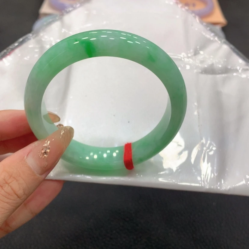 【闪购商品】翡翠手镯未镶嵌翡翠