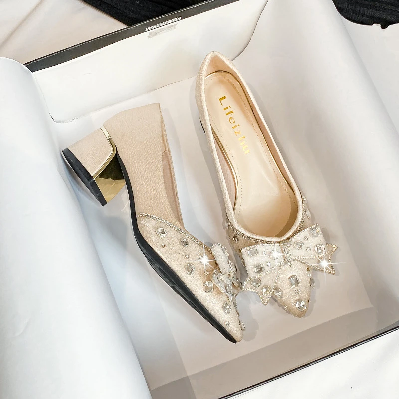 大码女鞋41-43仙女法式水钻粗跟单鞋女2025年新款春秋中跟晚晚鞋