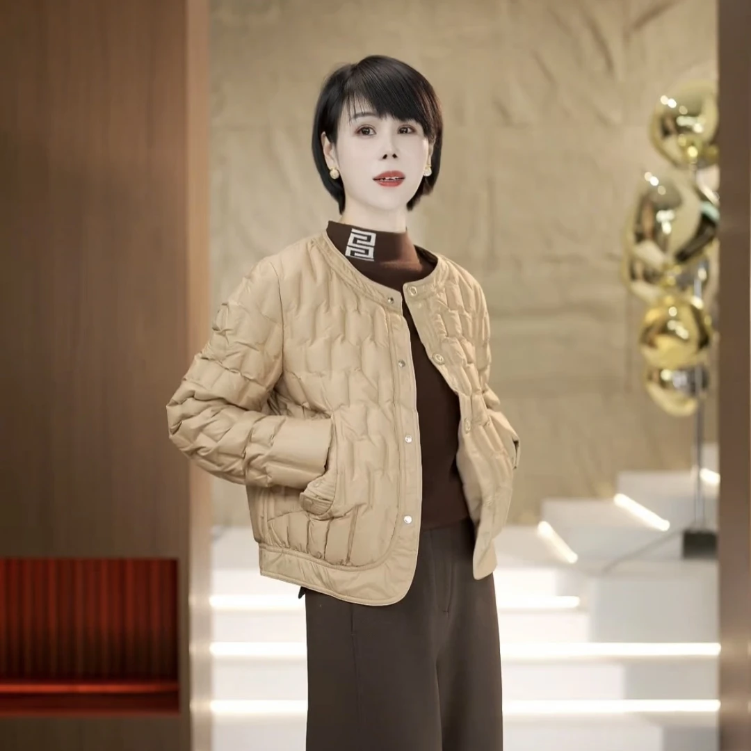 【渲渲推荐】S-8810冬季时尚小压格轻薄无领欧版短款休闲【羽绒服】