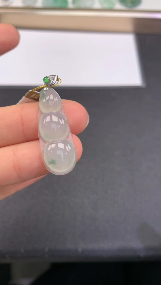 【闪购商品】翡翠颈饰18K金镶嵌