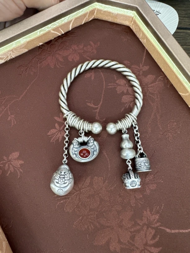 足银手镯 小郑家足银手镯