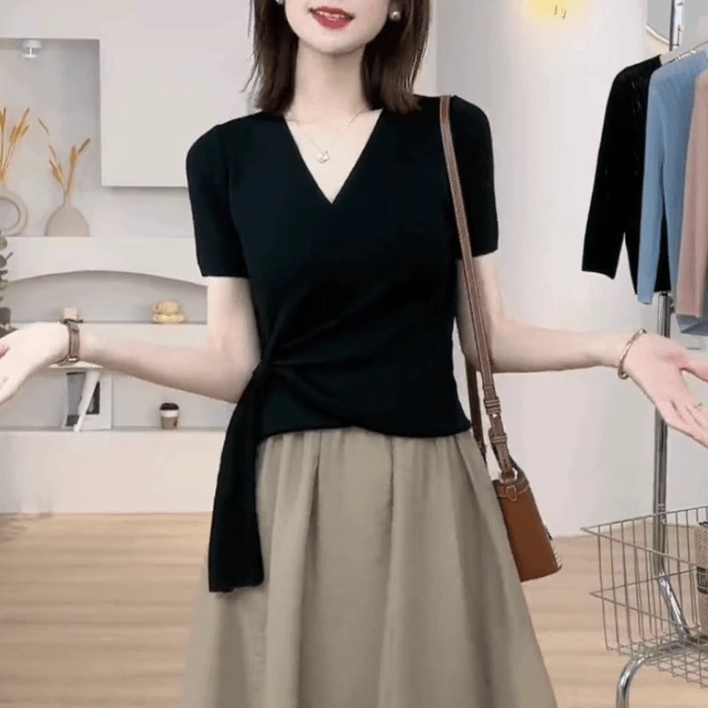 大码修身别致不规则绑带短袖t恤女夏季新款微胖mm遮肚显瘦V领上衣