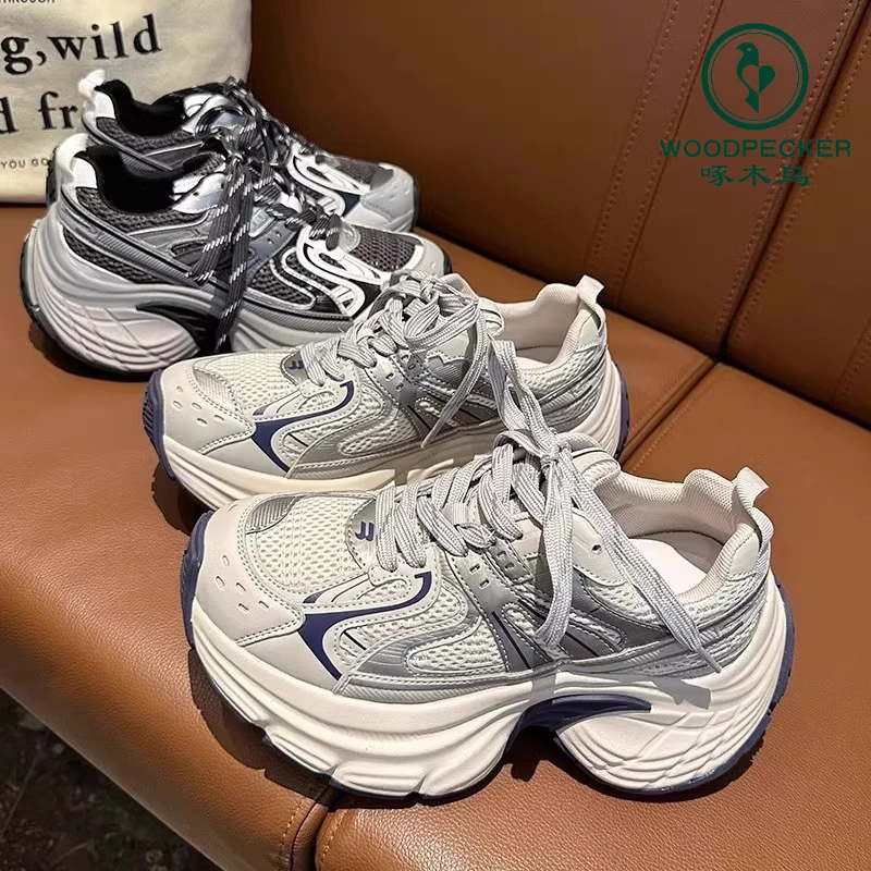 啄木鸟欧洲站2025年秋季新款厚底老爹鞋女百搭网面炸街6CM运动鞋
