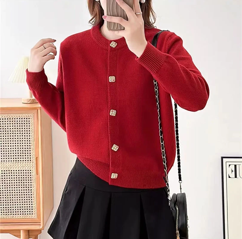 秋冬宽松香风毛衣厚款圆领女上衣新款针织衫短款慵懒开衫针织百搭