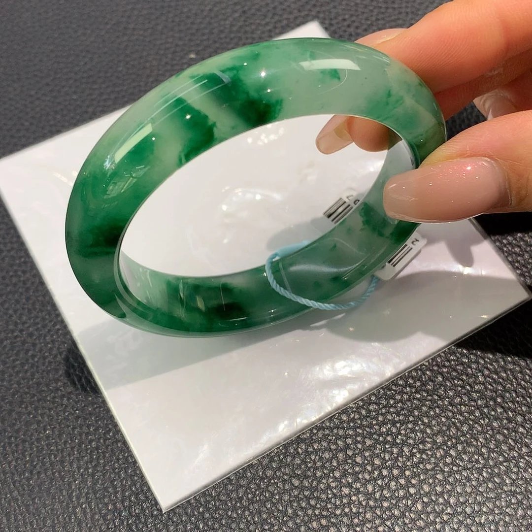 石英质玉手镯未镶嵌5657