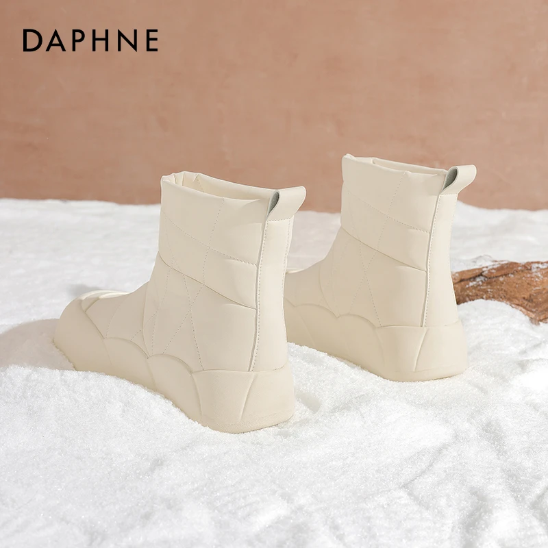 达芙妮白色雪地靴女冬季2025新款加绒加厚东北棉鞋户外厚底短靴子