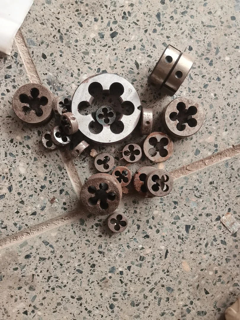 全新板牙，型号随机发，20个一单