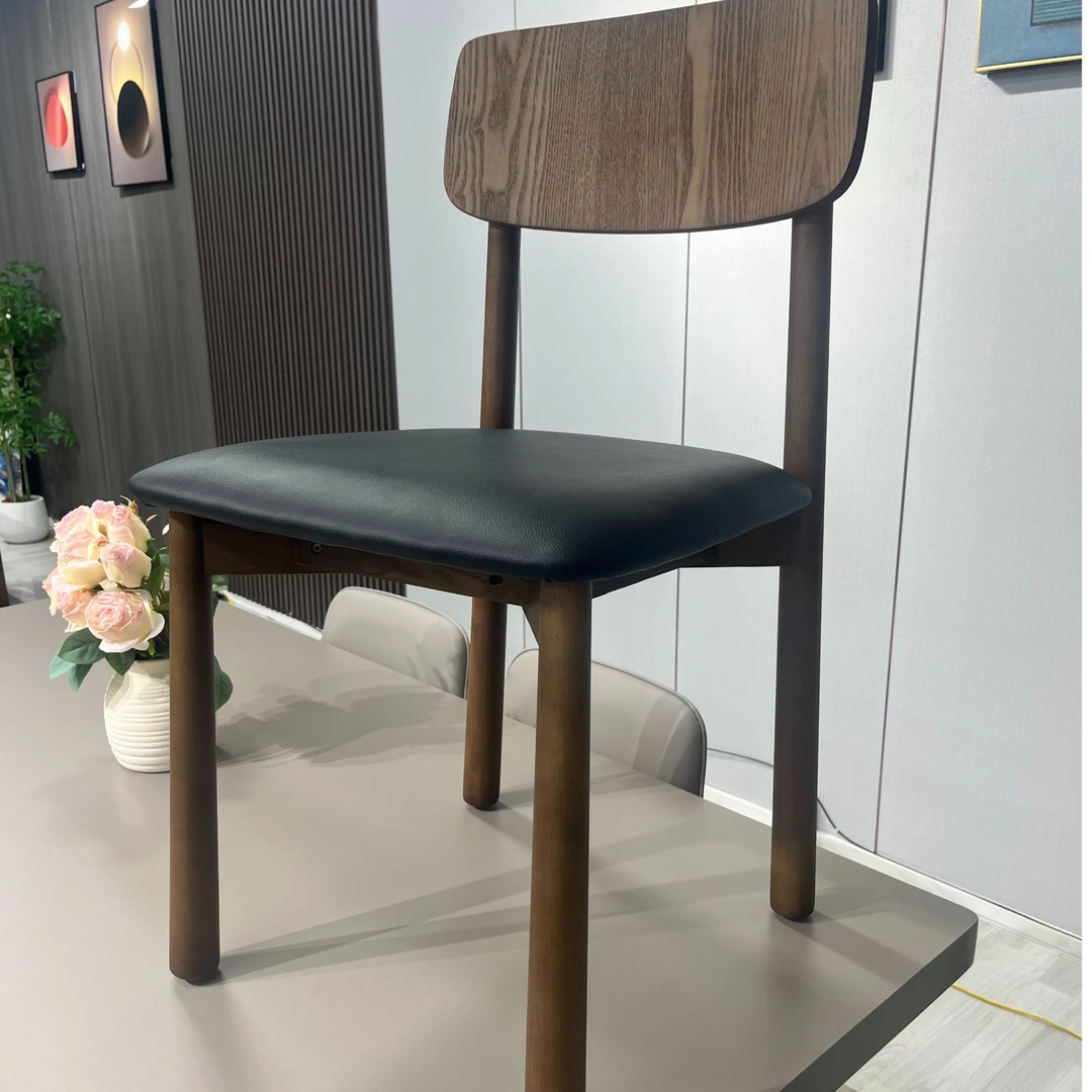 轻奢极简餐椅家用设计师实木靠背椅意式白蜡木洽谈椅现代简约化妆