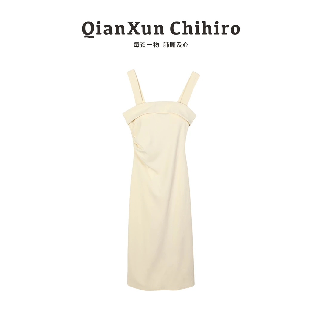 「大女主」C4LYQ6095A轻奢时尚休闲无袖法式露背性感连衣裙女