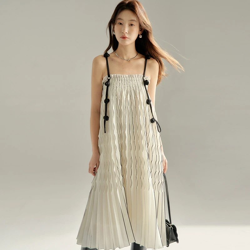 有耳uare原创设计 花蔓 两穿手工玫瑰压褶半裙连衣裙D77N7815