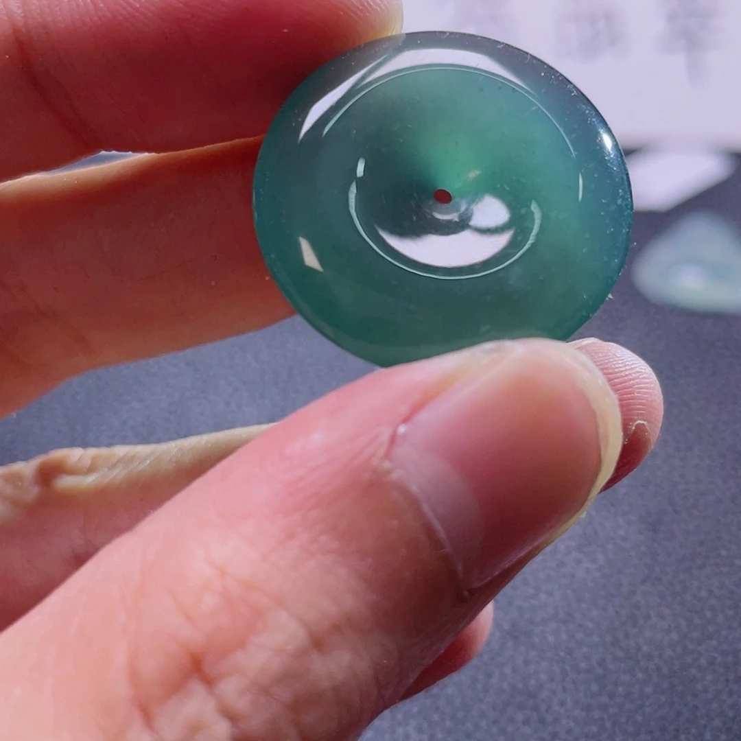 【闪购商品】翡翠颈饰未镶嵌