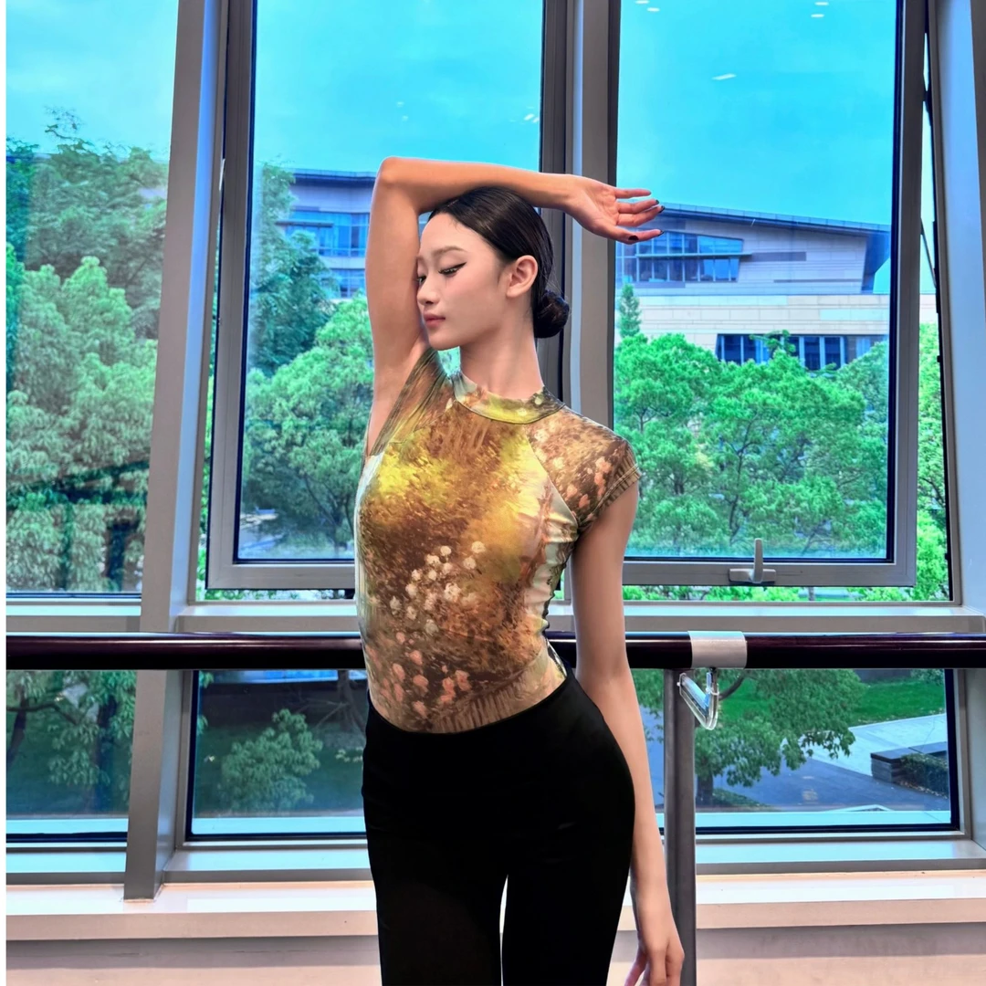 烁舞服拉丁舞摩登舞上衣时尚遮肉显瘦带胸垫底裤弹力舞蹈服修身