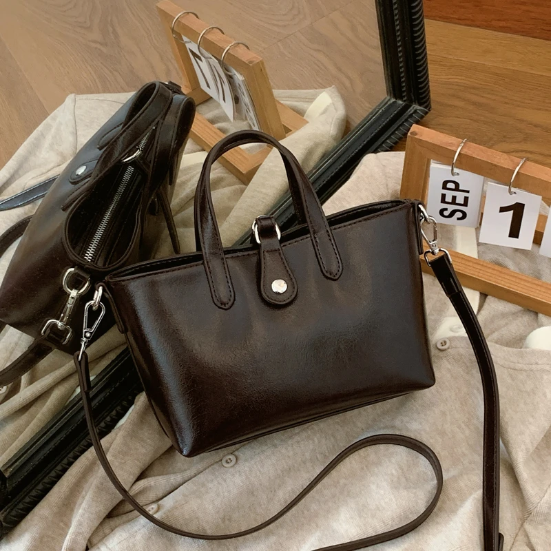 油皮新款手提包包女时尚百搭简约复古韩版小众单肩质感肩包秋冬