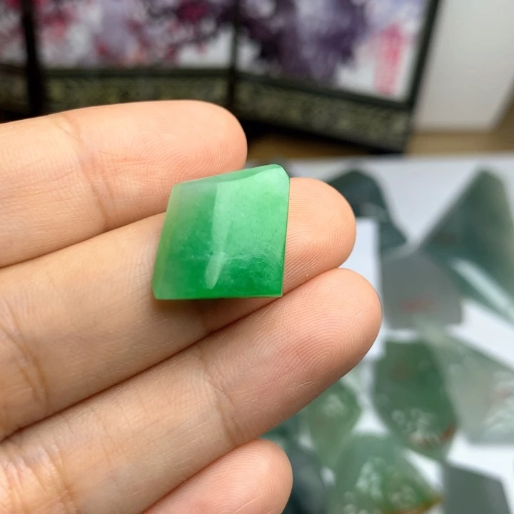 定制翡翠未镶嵌天然翡翠